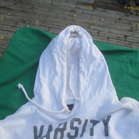 Campus Crew University Outfitter 100% Cotton Varsity White Pullover Hoodie - Picture 7 of 10
